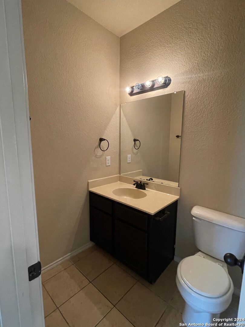 713/717 Creekside Circle New Braunfels TX 78130