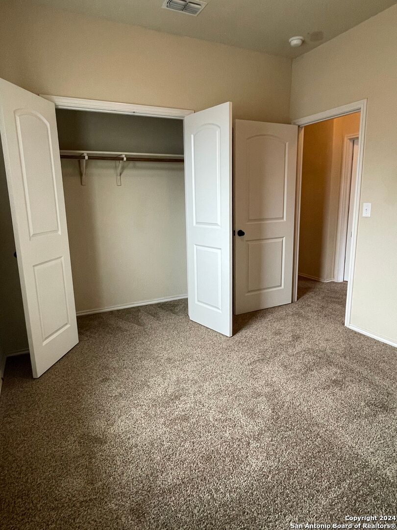 713/717 Creekside Circle New Braunfels TX 78130
