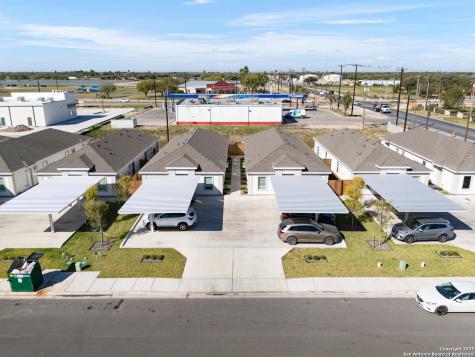 7811 58th Lane Mission TX 78573