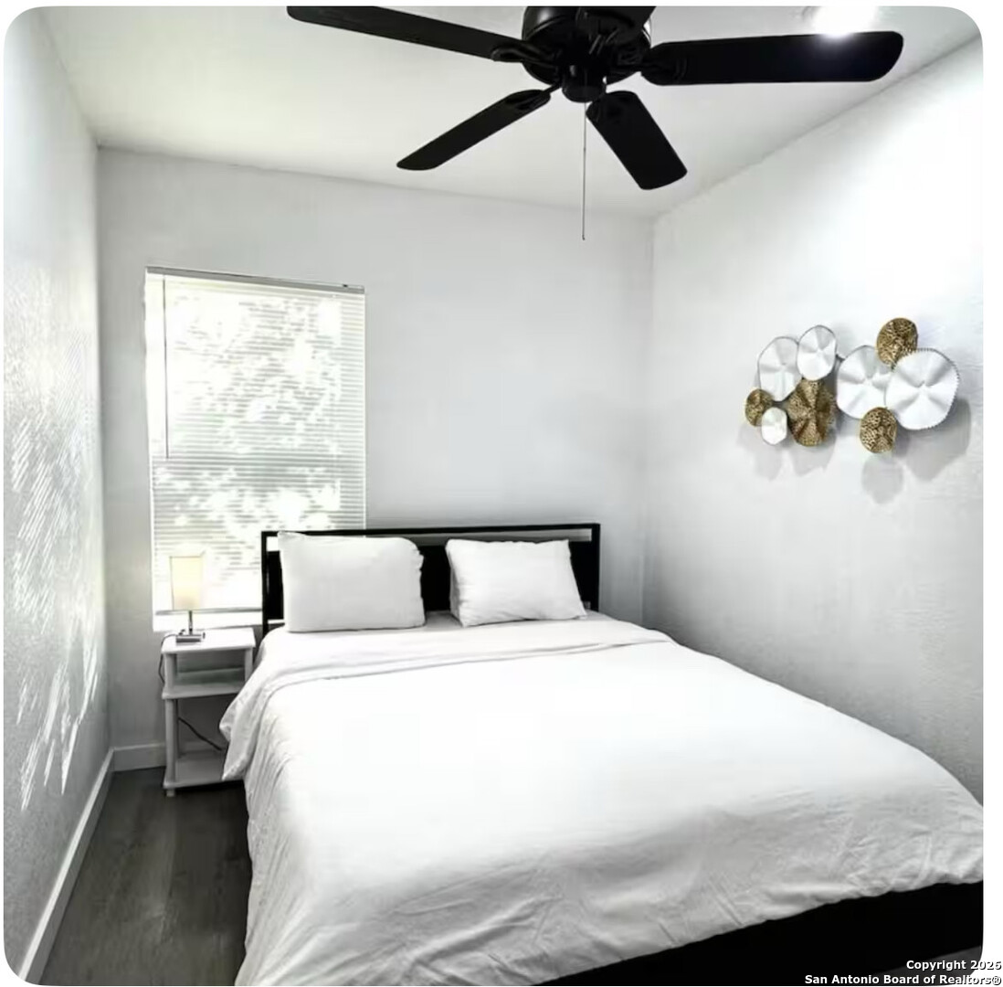 829 Kayton Avenue San Antonio TX 78210