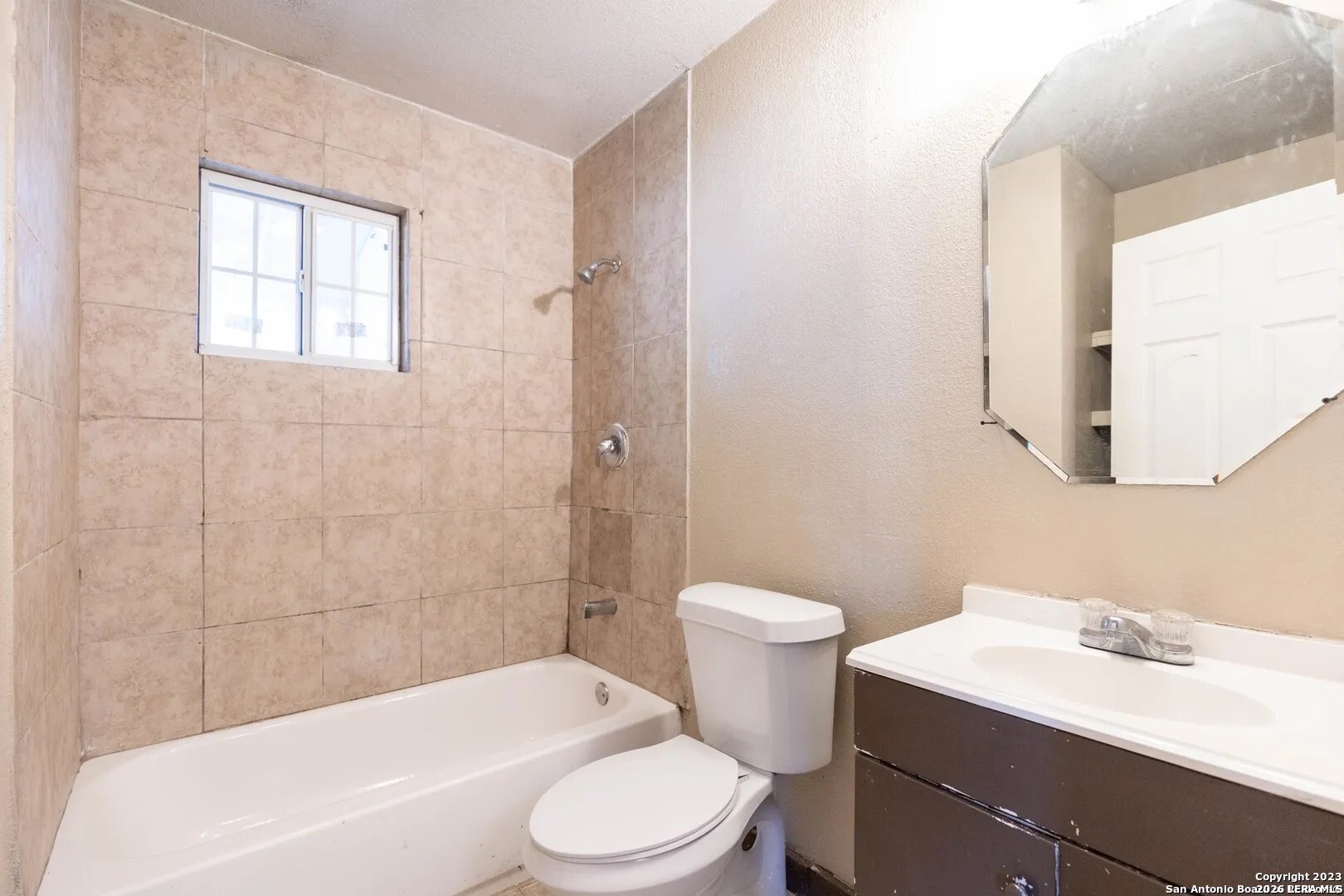 3032 Weir San Antonio TX 78226