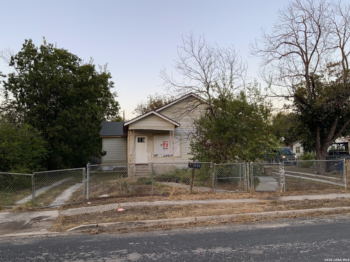 341&343 Avondale Avenue San Antonio TX 78223