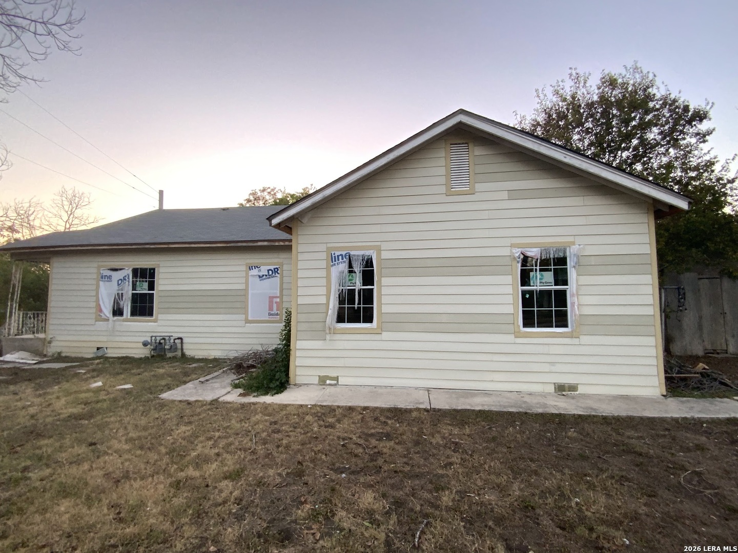 341&343 Avondale Avenue San Antonio TX 78223