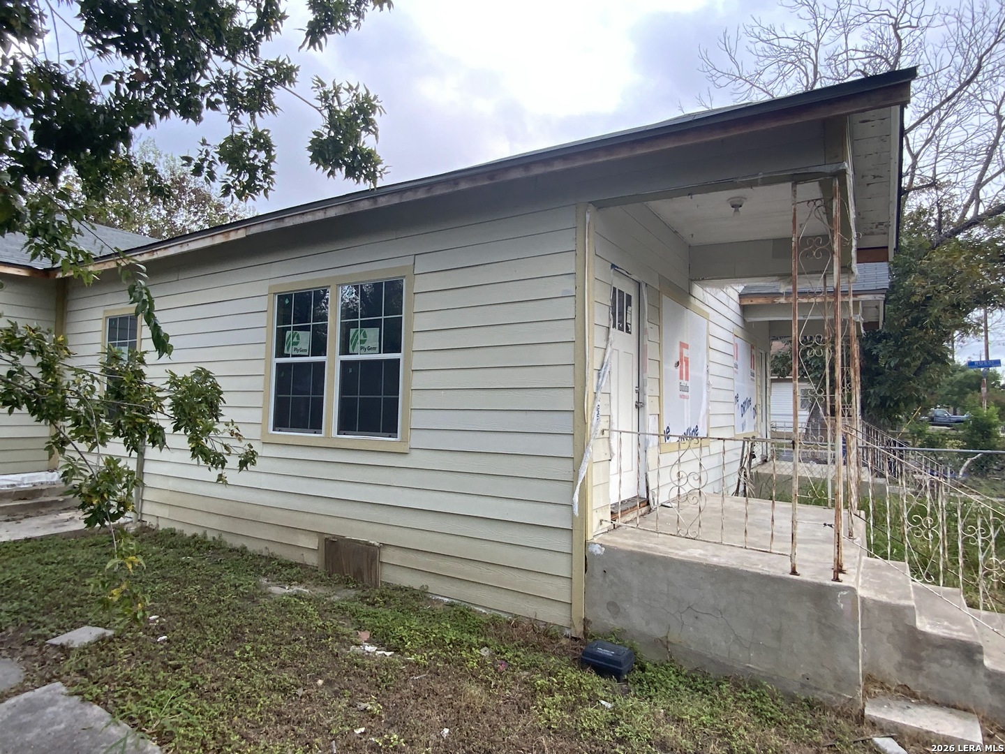 341&343 Avondale Avenue San Antonio TX 78223