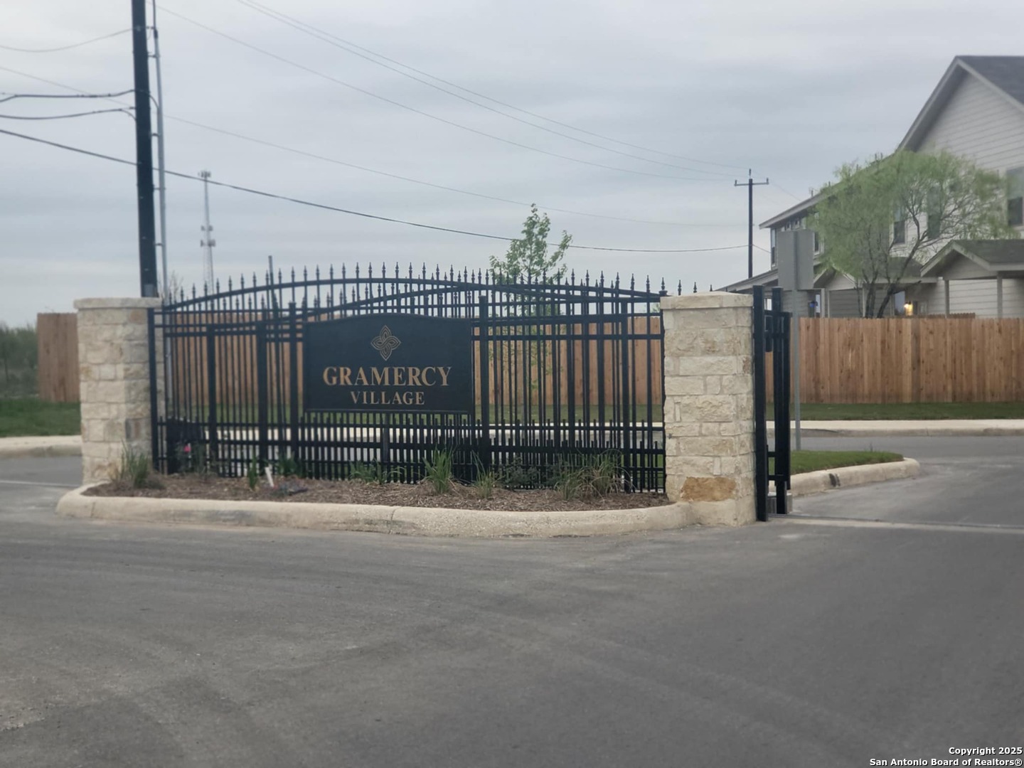 13838 Enzo Gate San Antonio TX 78253