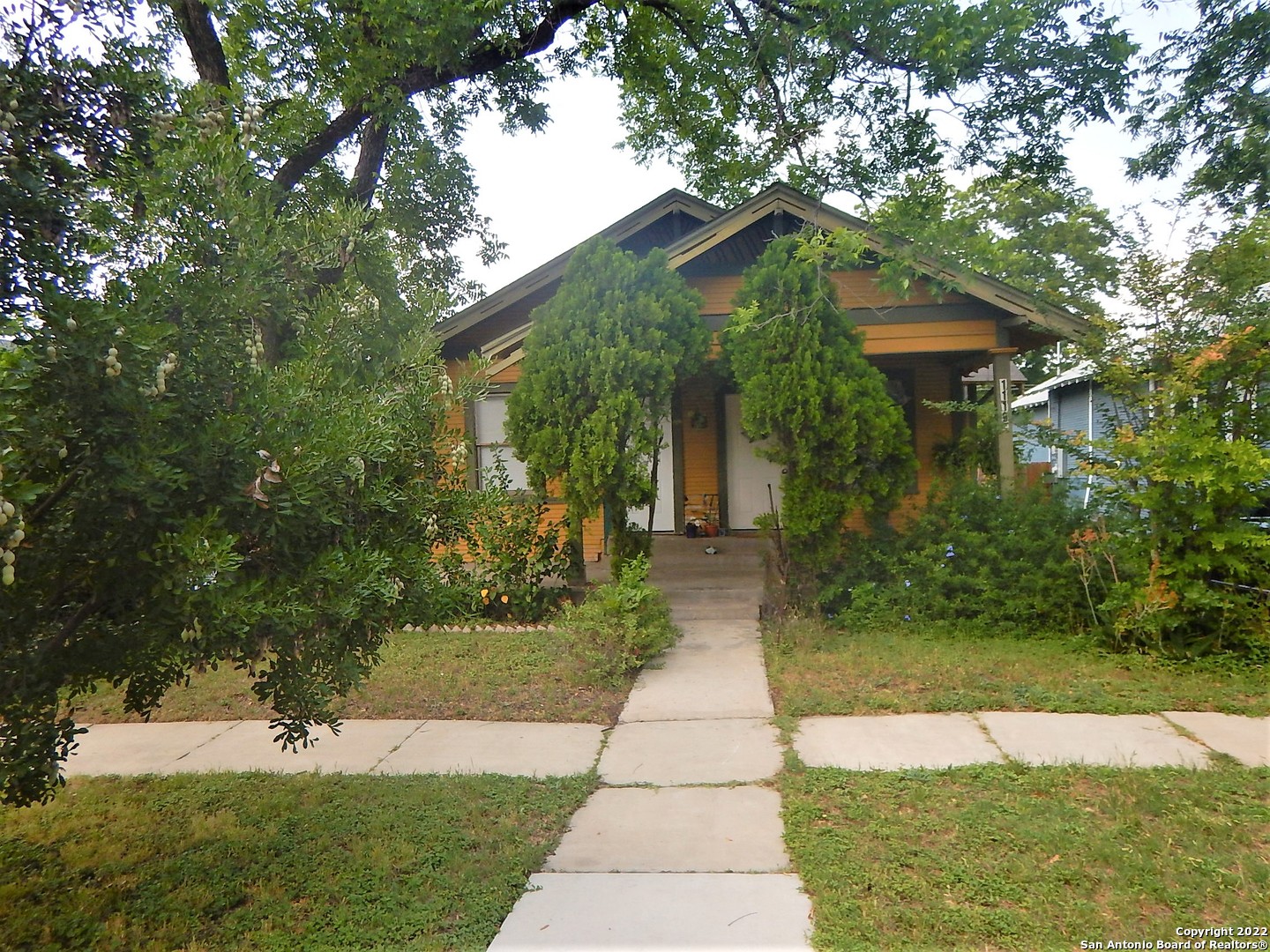 1119 W Kings Highway San Antonio TX 78201