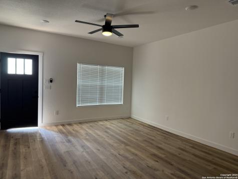 2105 Vista Rosa Three Rivers TX 78071
