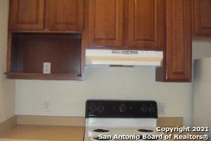 525 Dukeway Universal City TX 78148