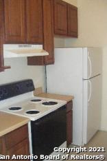 525 Dukeway Universal City TX 78148