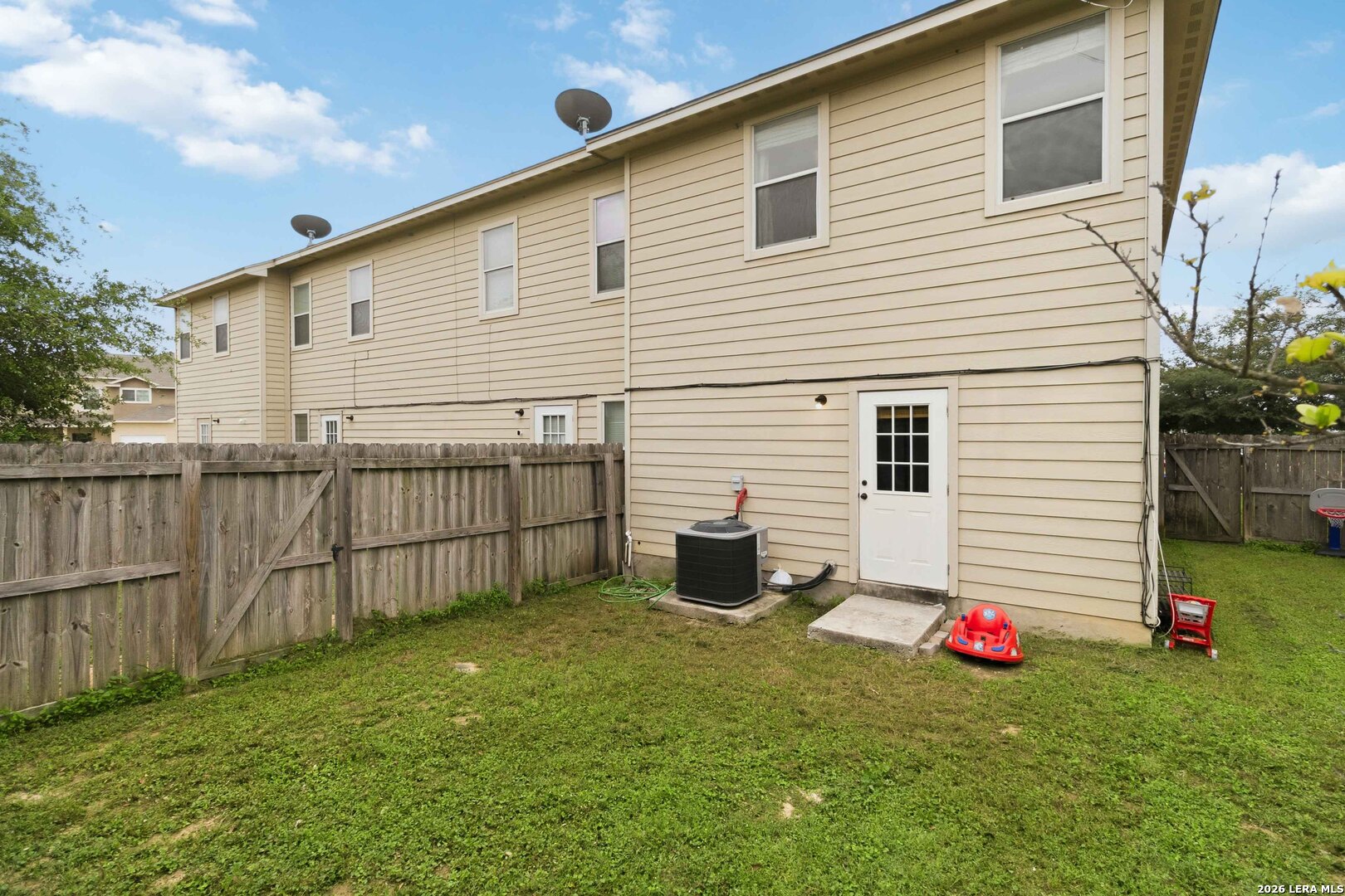 16802 Showdown Path Selma TX 78154
