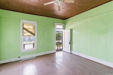 221 Leigh San Antonio TX 78210