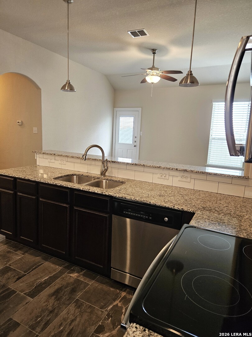 1187 Creekside Orchard New Braunfels TX 78130