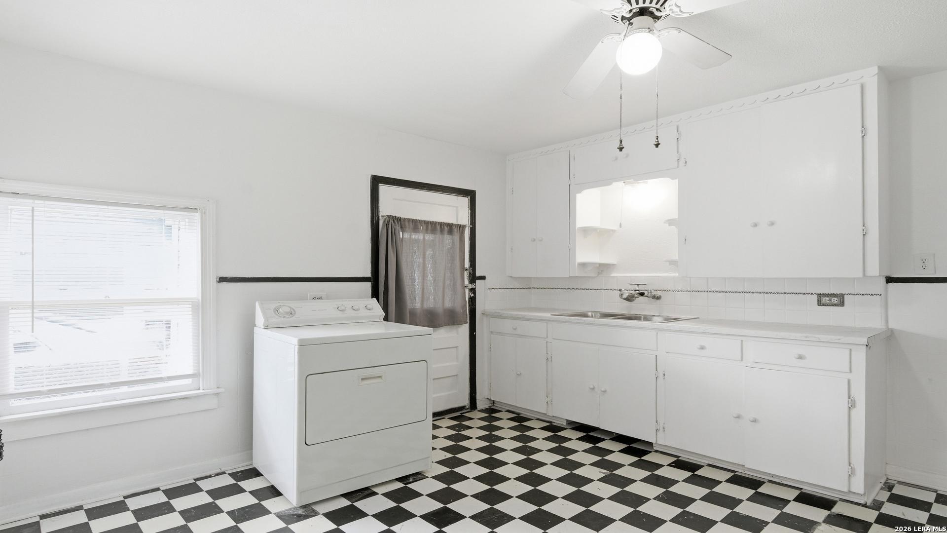 631 W Magnolia Avenue San Antonio TX 78212