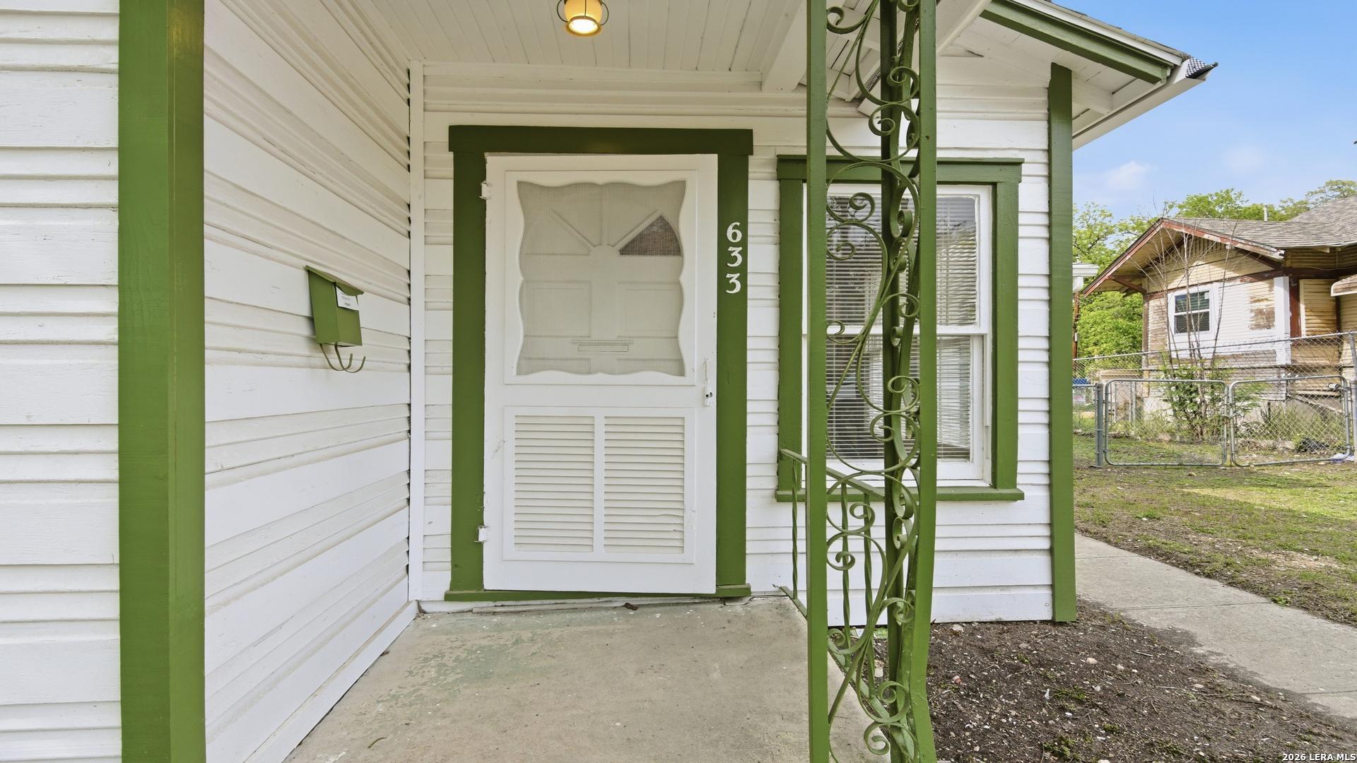631 W Magnolia Avenue San Antonio TX 78212