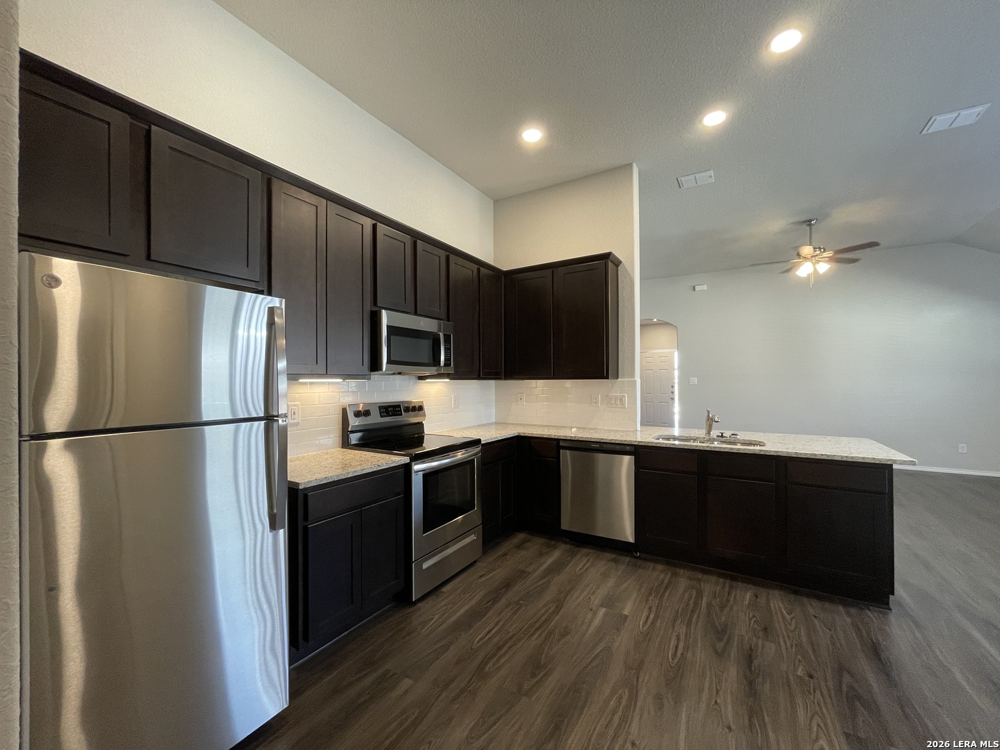 9216 Canyon Bend Converse TX 78109
