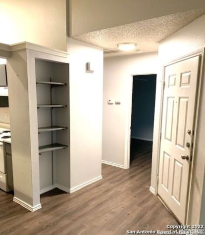 5230 Meadow Rise San Antonio TX 78250