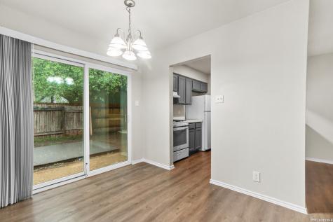 5230 Meadow Rise San Antonio TX 78250