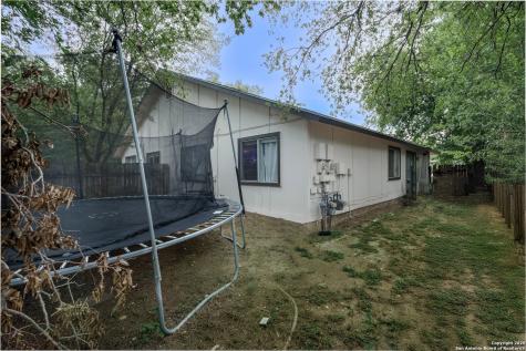 5230 Meadow Rise San Antonio TX 78250