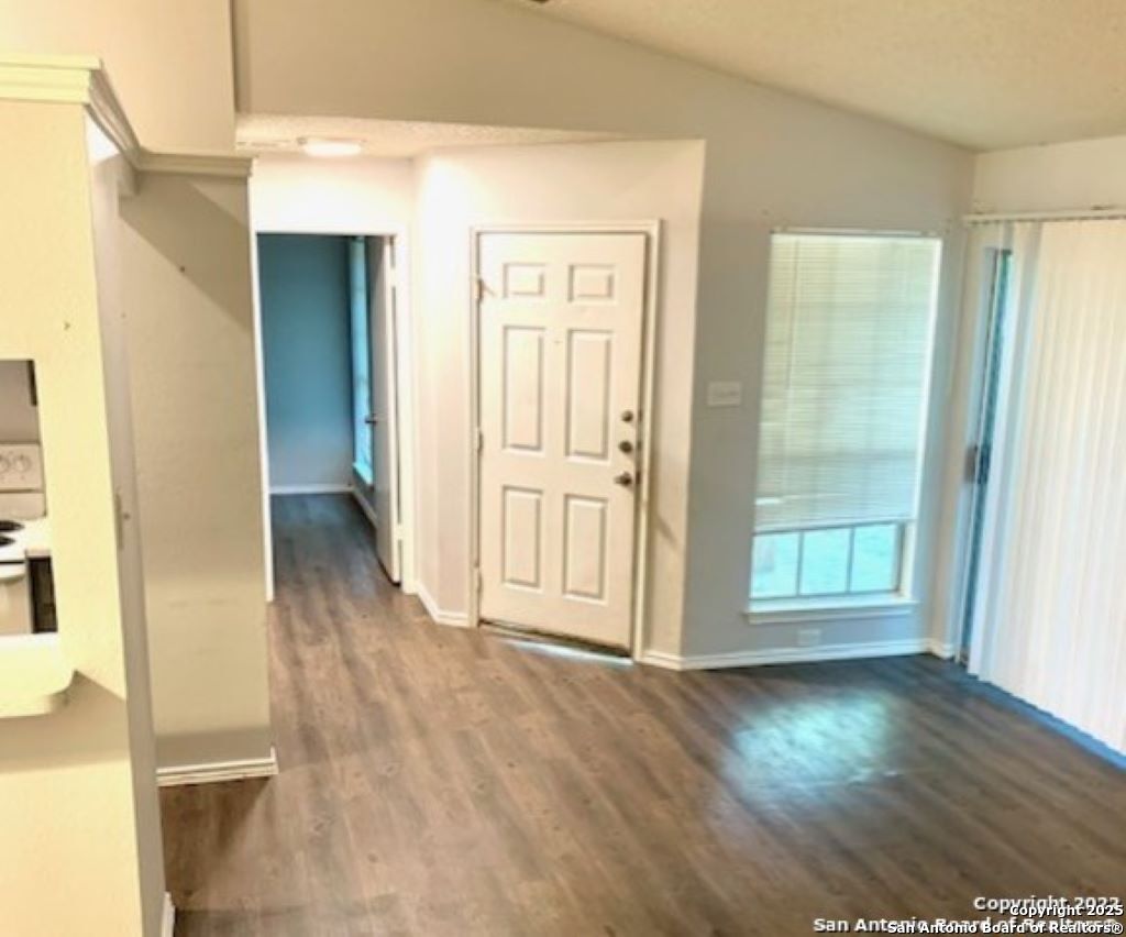 5230 Meadow Rise San Antonio TX 78250