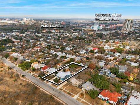 425 Parland San Antonio TX 78209