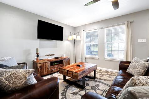 425 Parland San Antonio TX 78209