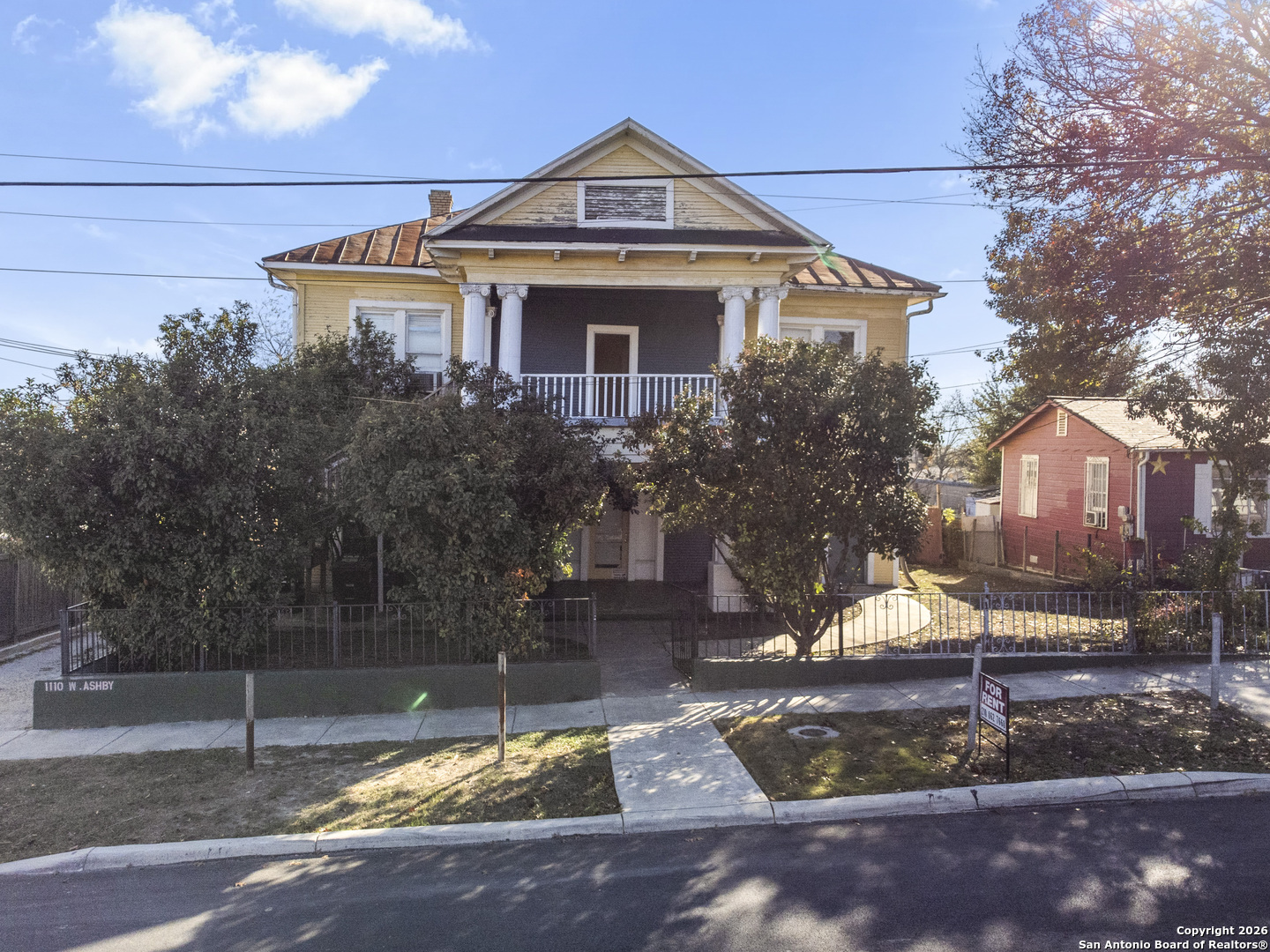 1110 W Ashby Place San Antonio TX 78201