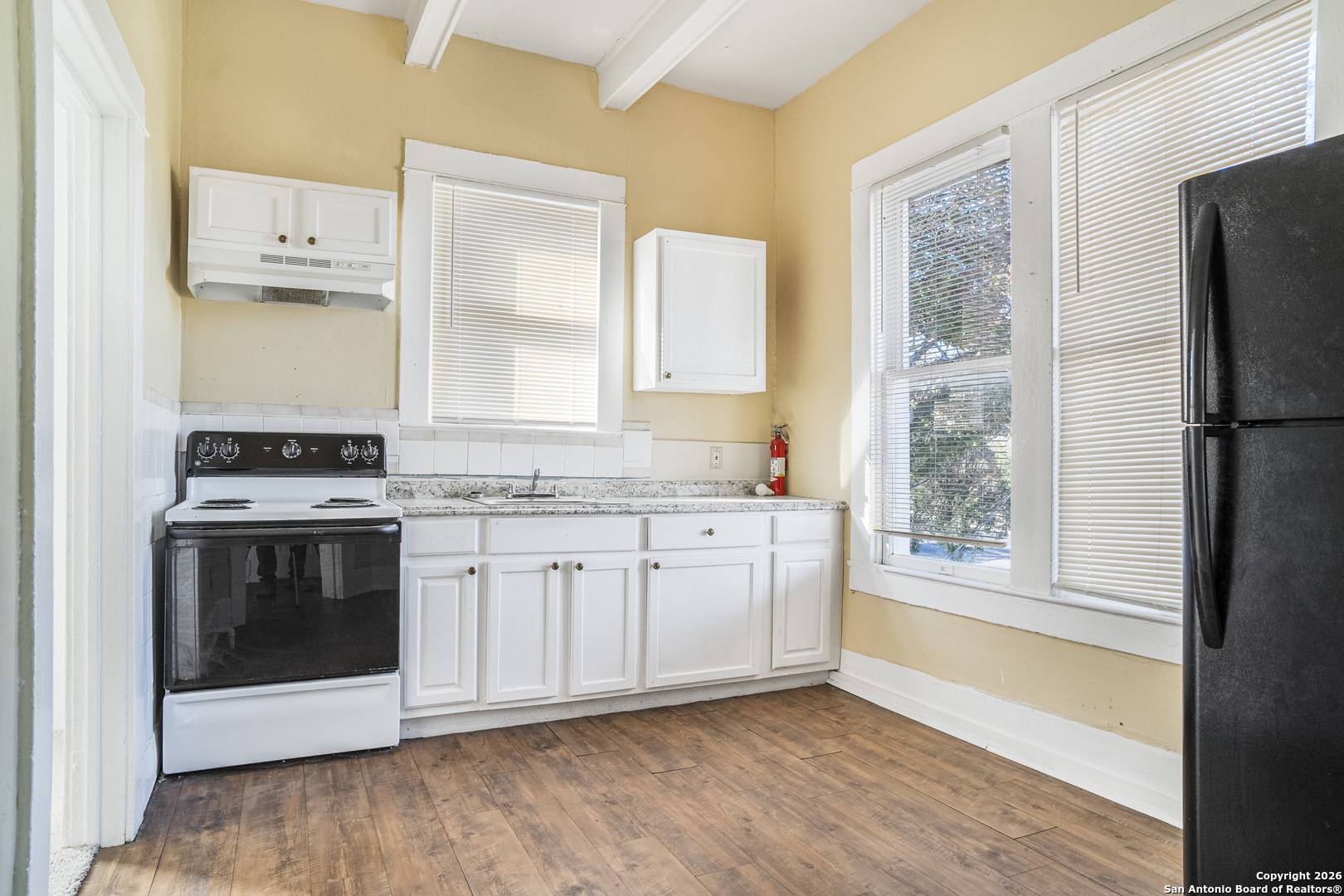 1110 W Ashby Place San Antonio TX 78201