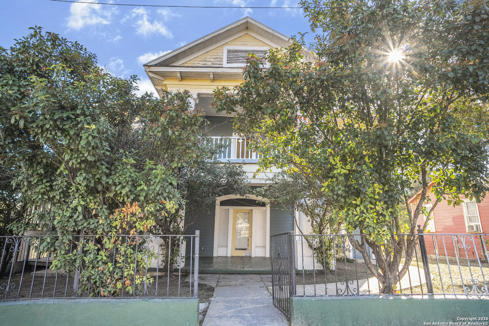 1110 W Ashby Place San Antonio TX 78201