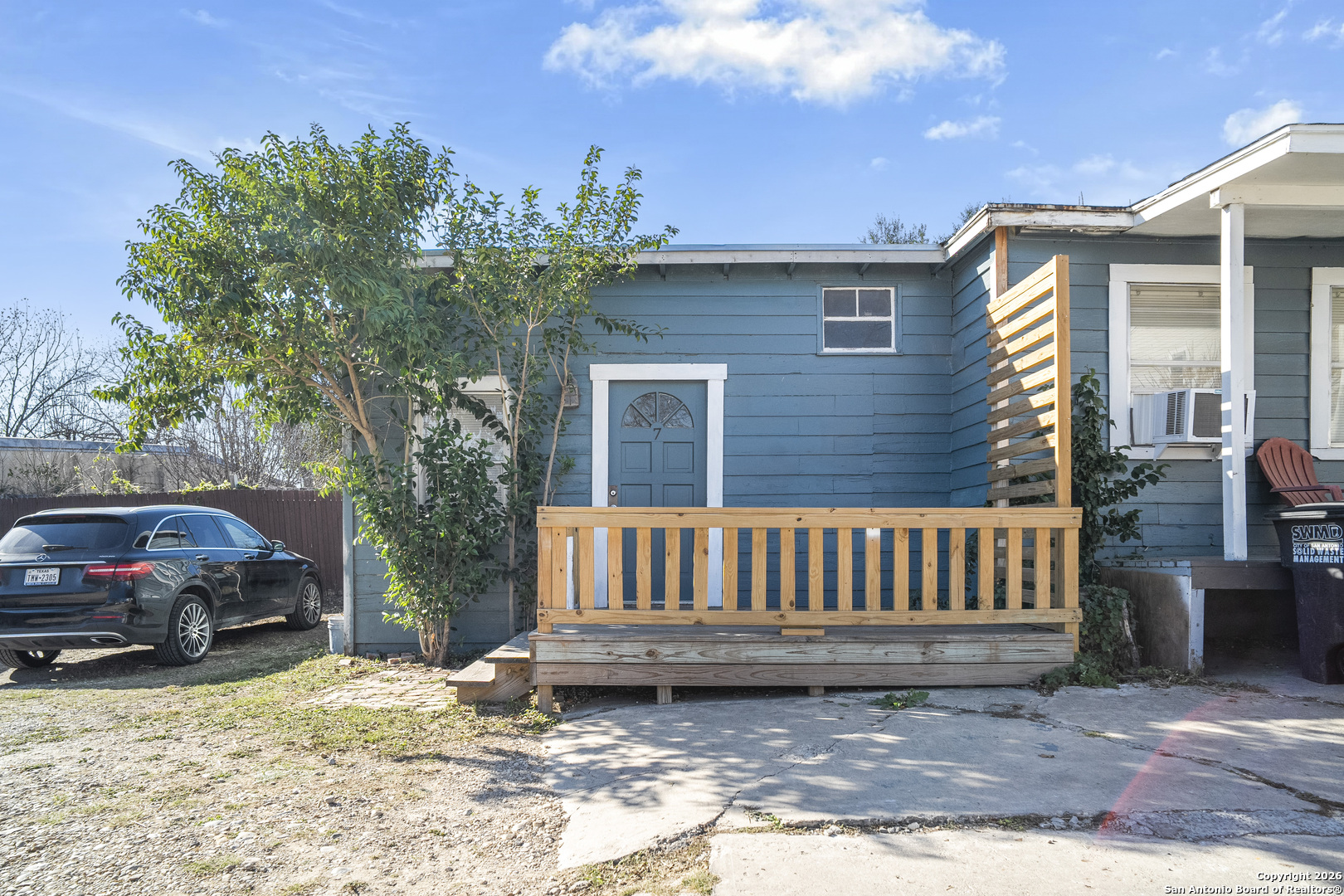 1110 W Ashby Place San Antonio TX 78201
