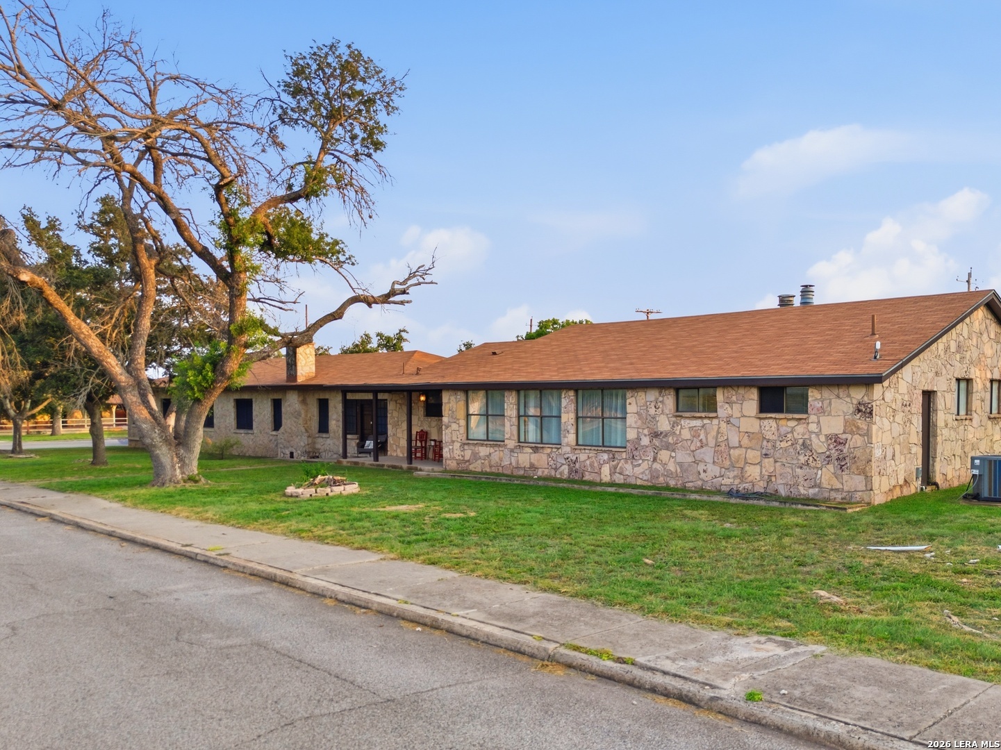 30-31 Colony Row Brackettville TX 78832