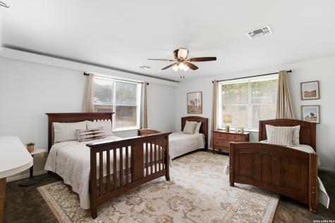 30-31 Colony Row Brackettville TX 78832