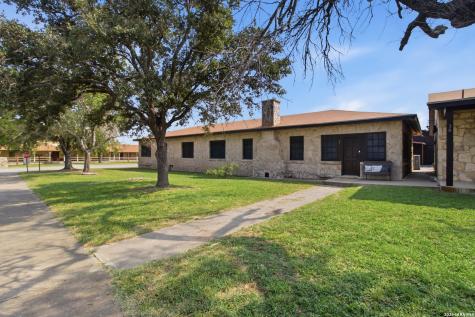 30-31 Colony Row Brackettville TX 78832