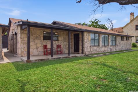 30-31 Colony Row Brackettville TX 78832