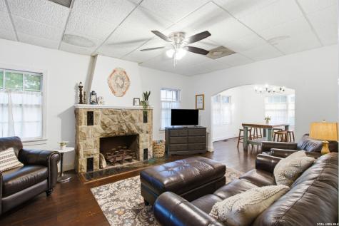 30-31 Colony Row Brackettville TX 78832