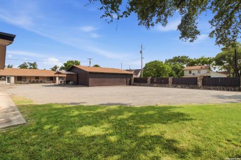 30-31 Colony Row Brackettville TX 78832