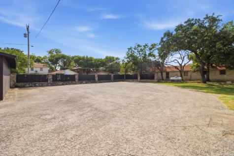 30-31 Colony Row Brackettville TX 78832
