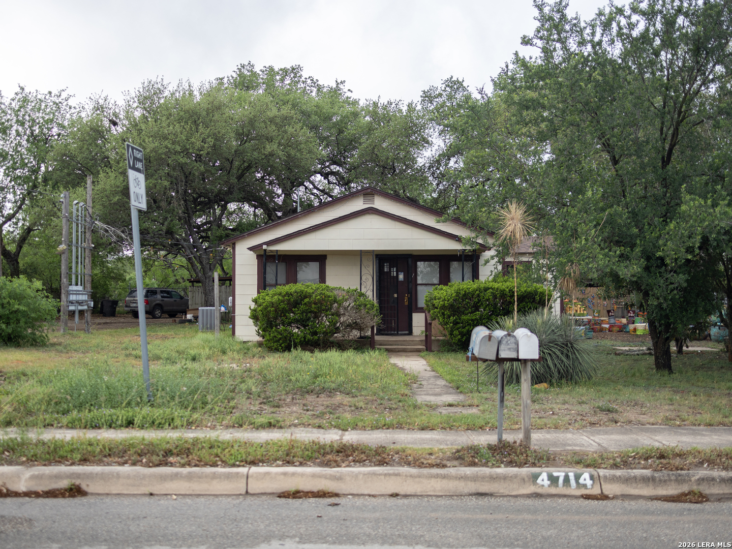 4714 E Southcross San Antonio TX 78222