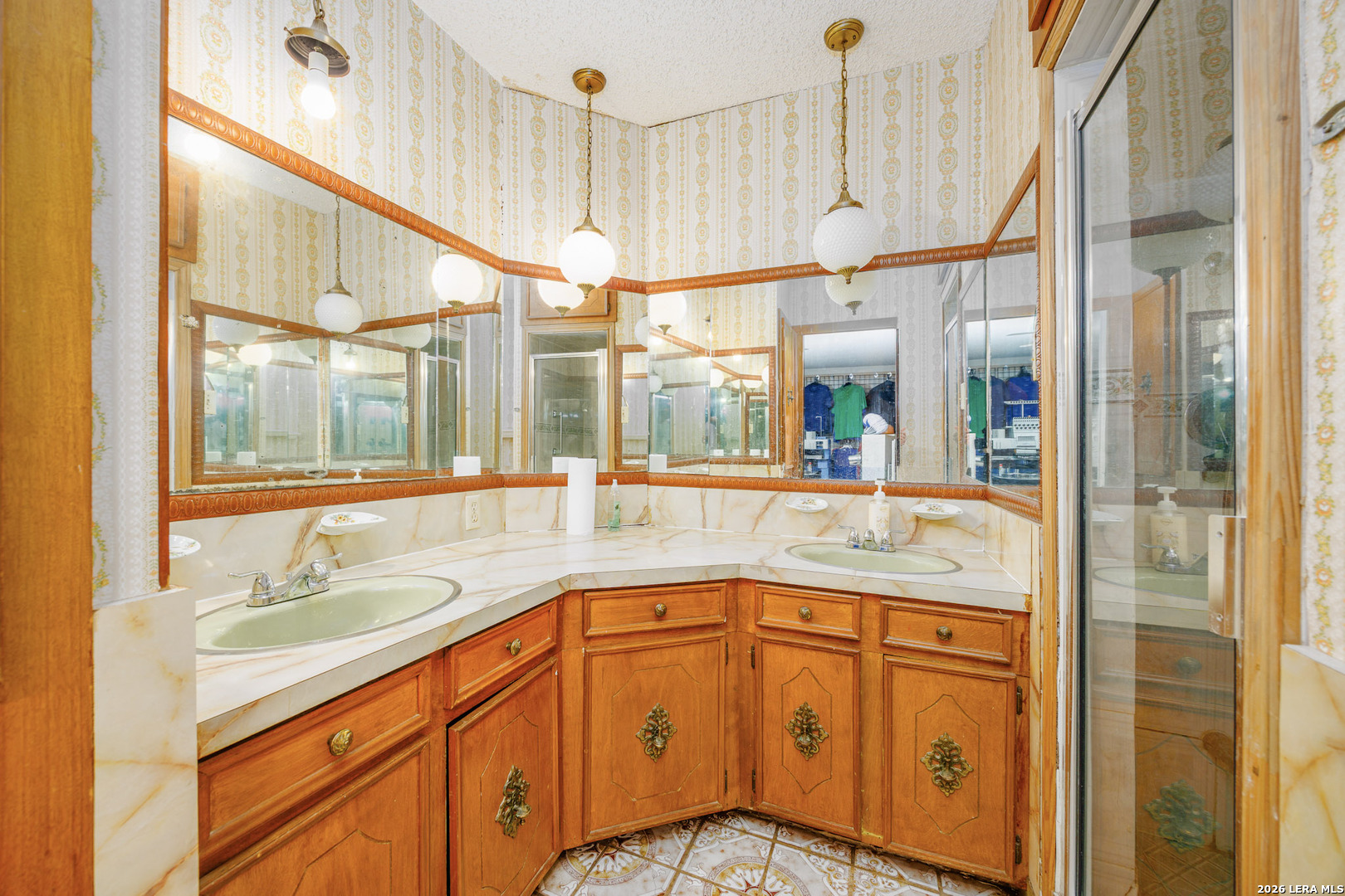 122 W Formosa San Antonio TX 78221