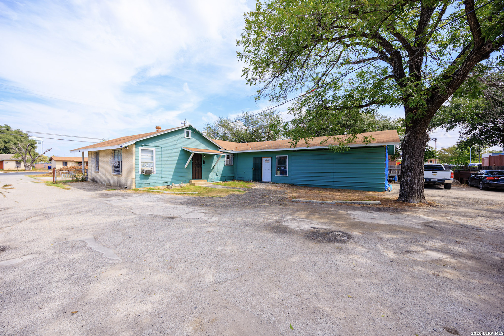 122 W Formosa San Antonio TX 78221