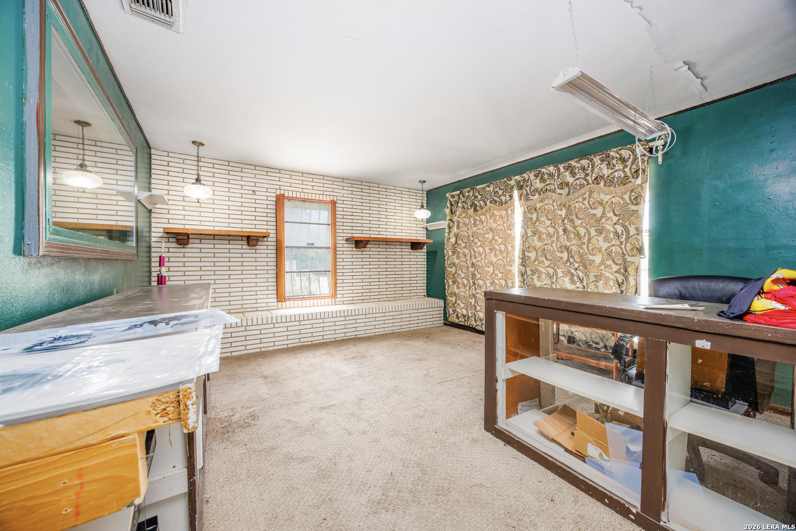 122 W Formosa San Antonio TX 78221