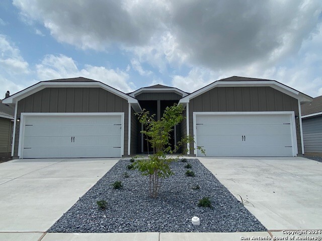 617-619 Heathers Way Seguin TX 78155