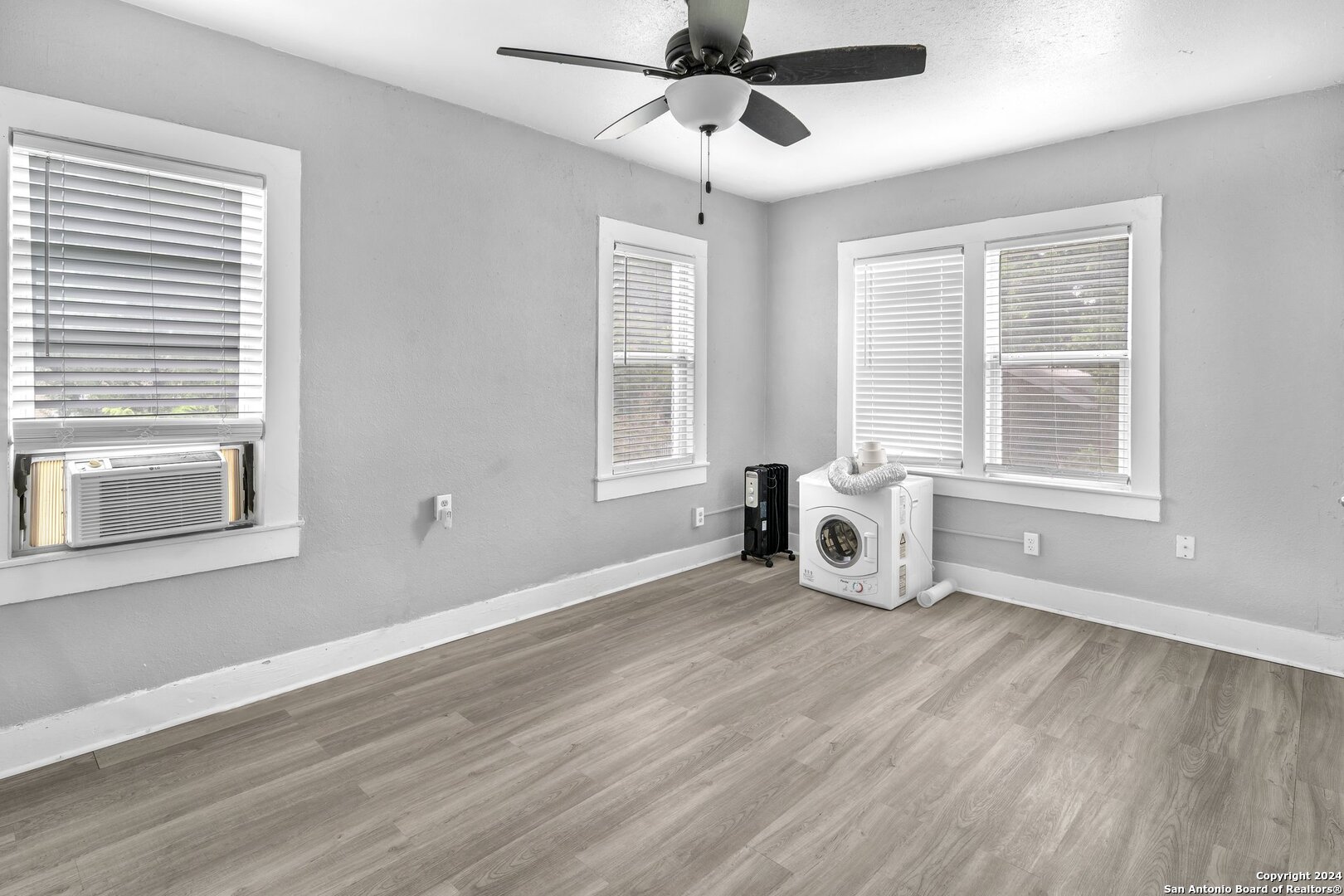 217 Lotus Street San Antonio TX 78210