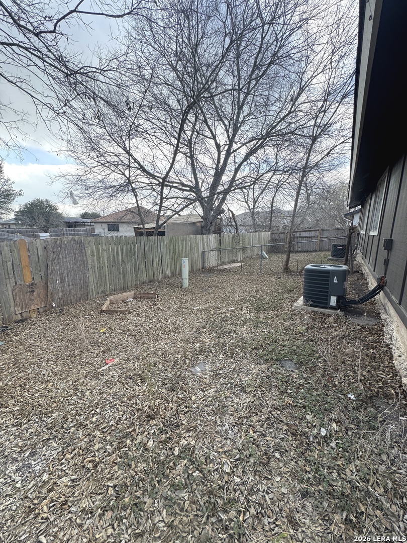 7018 Silver Canyon San Antonio TX 78244