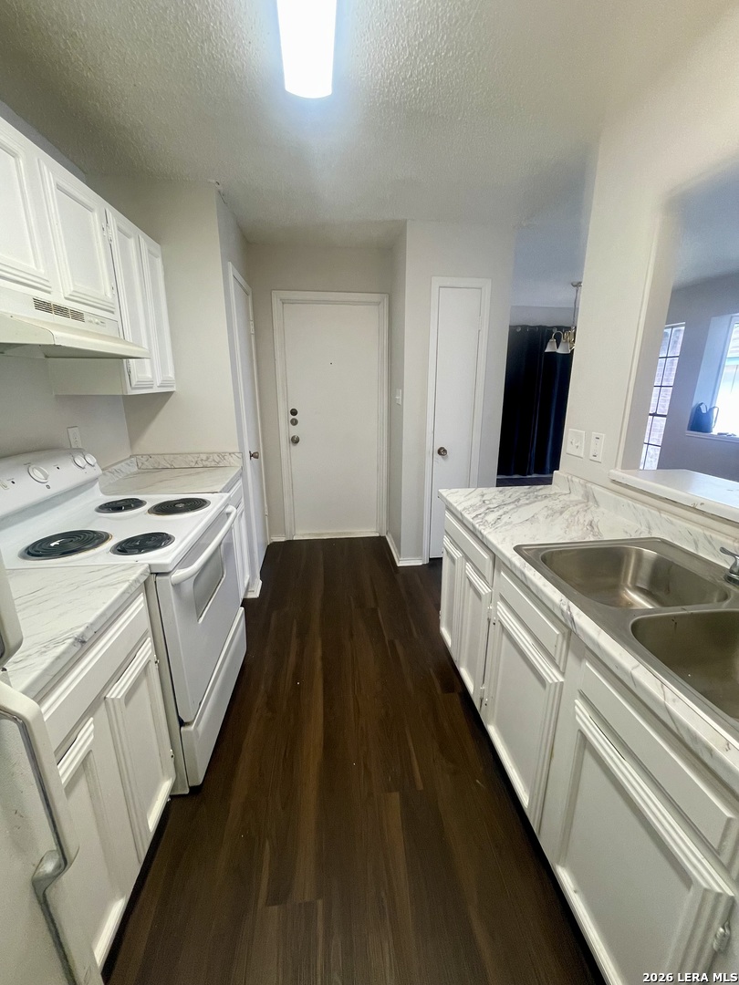 7018 Silver Canyon San Antonio TX 78244