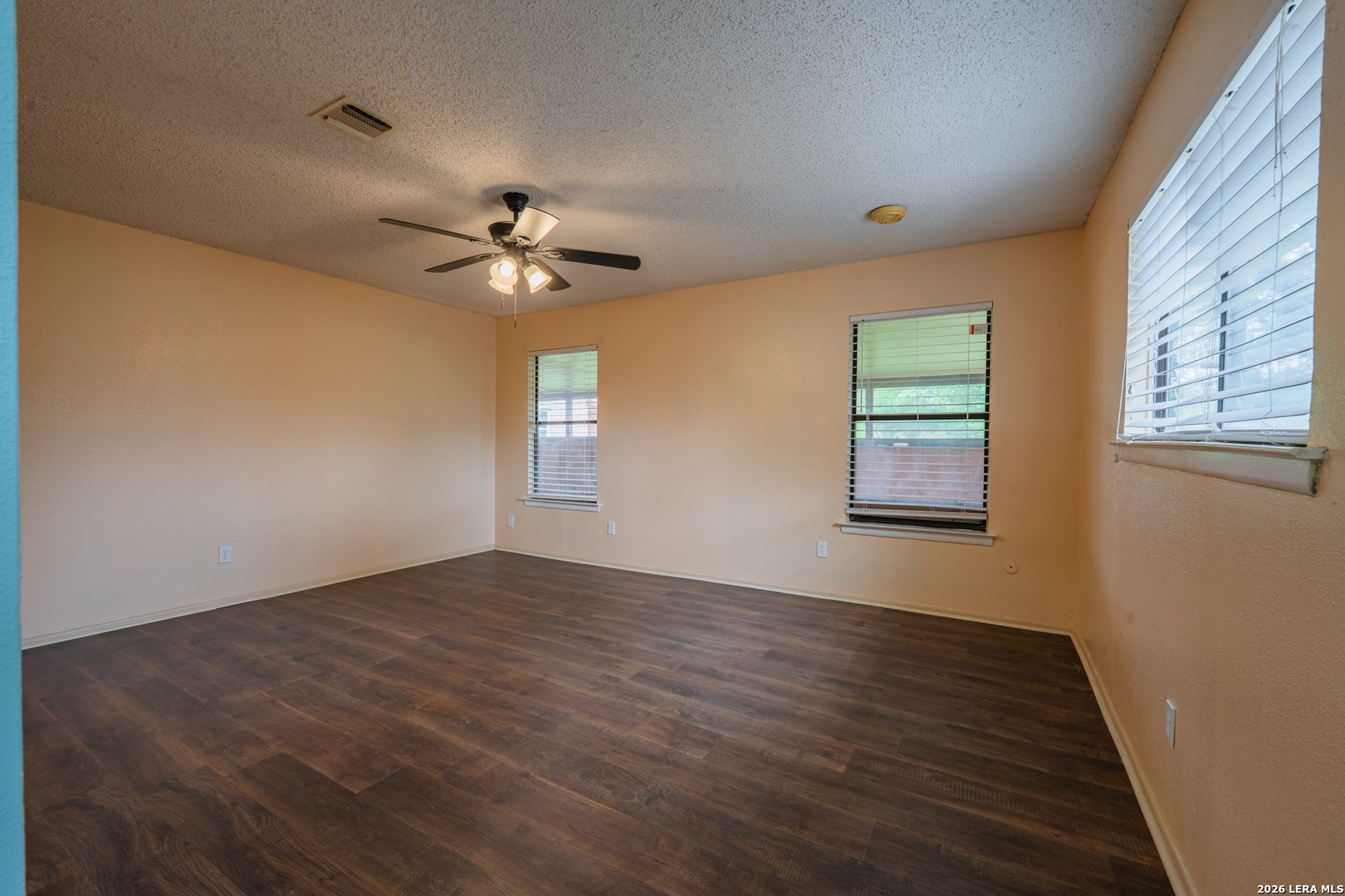 1002 River Oak Drive Seguin TX 78155