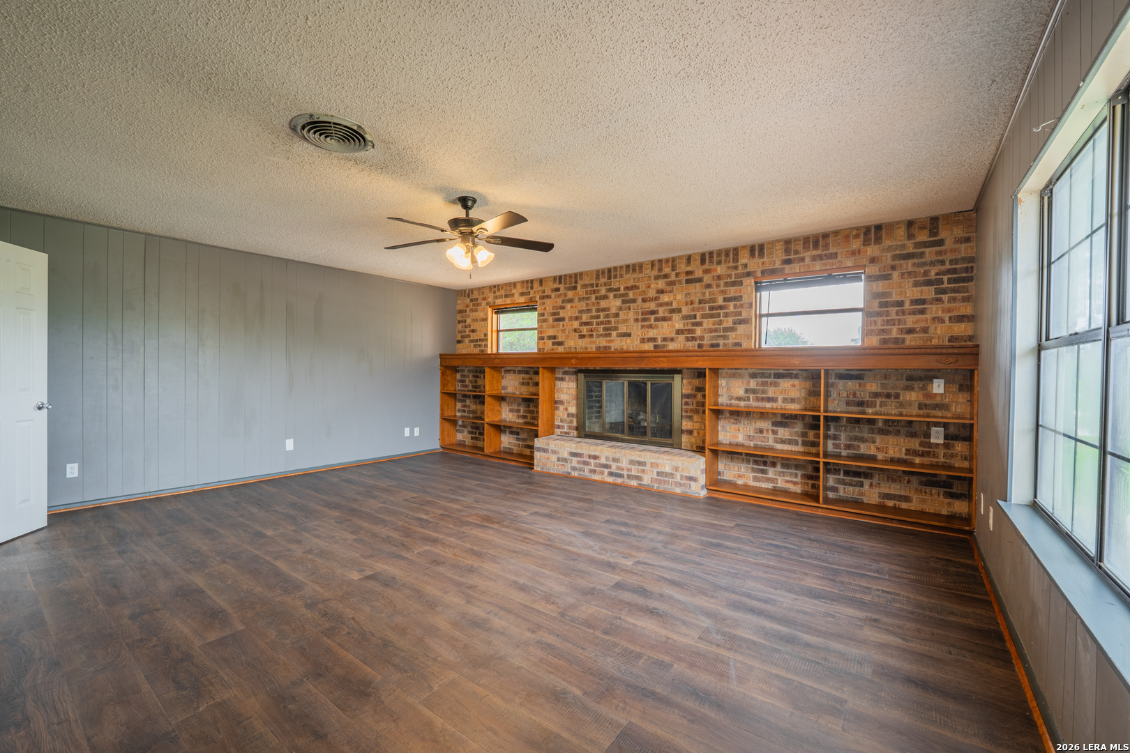 1002 River Oak Drive Seguin TX 78155