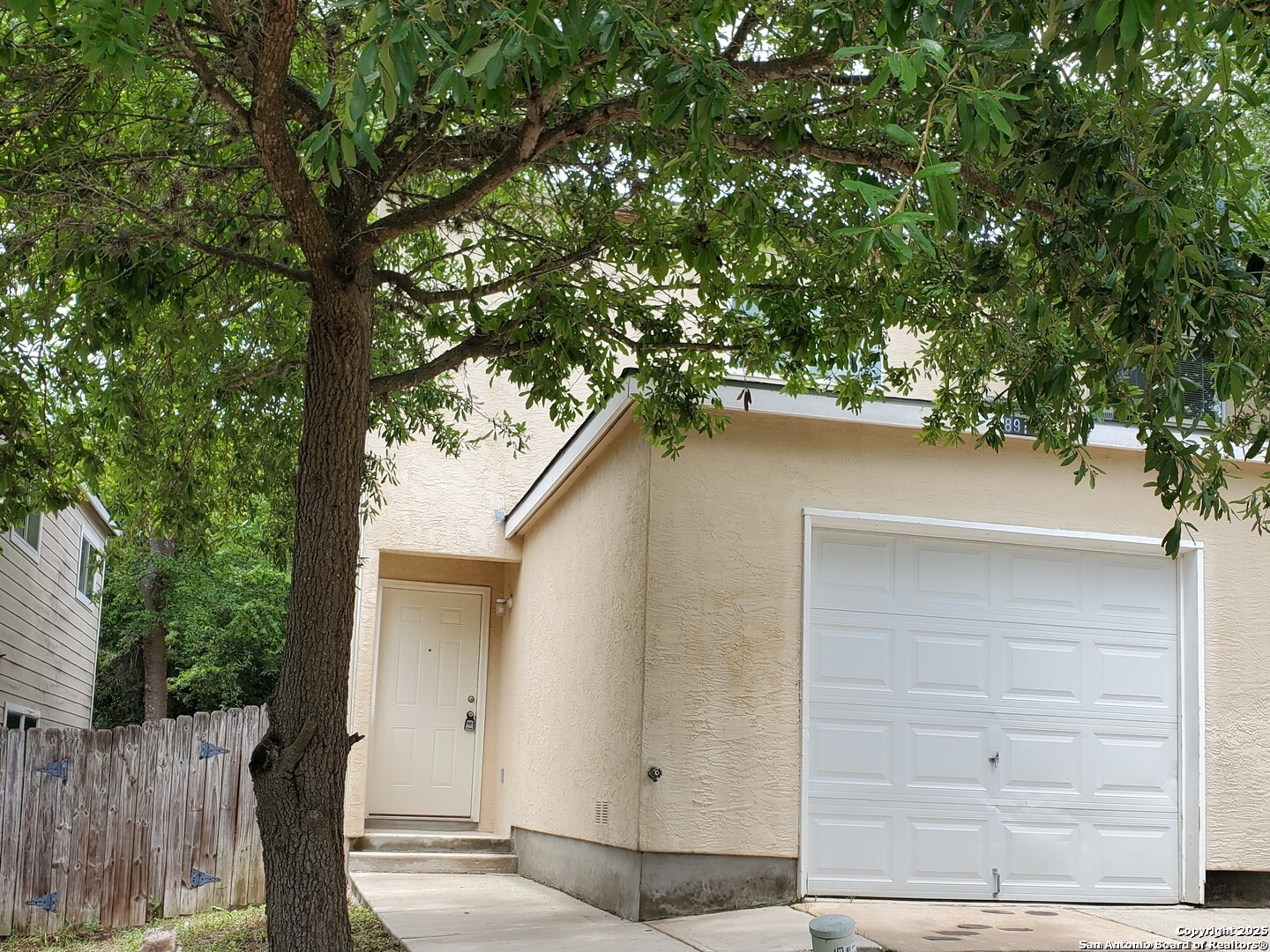 8915 Maverick Draw San Antonio TX 78250