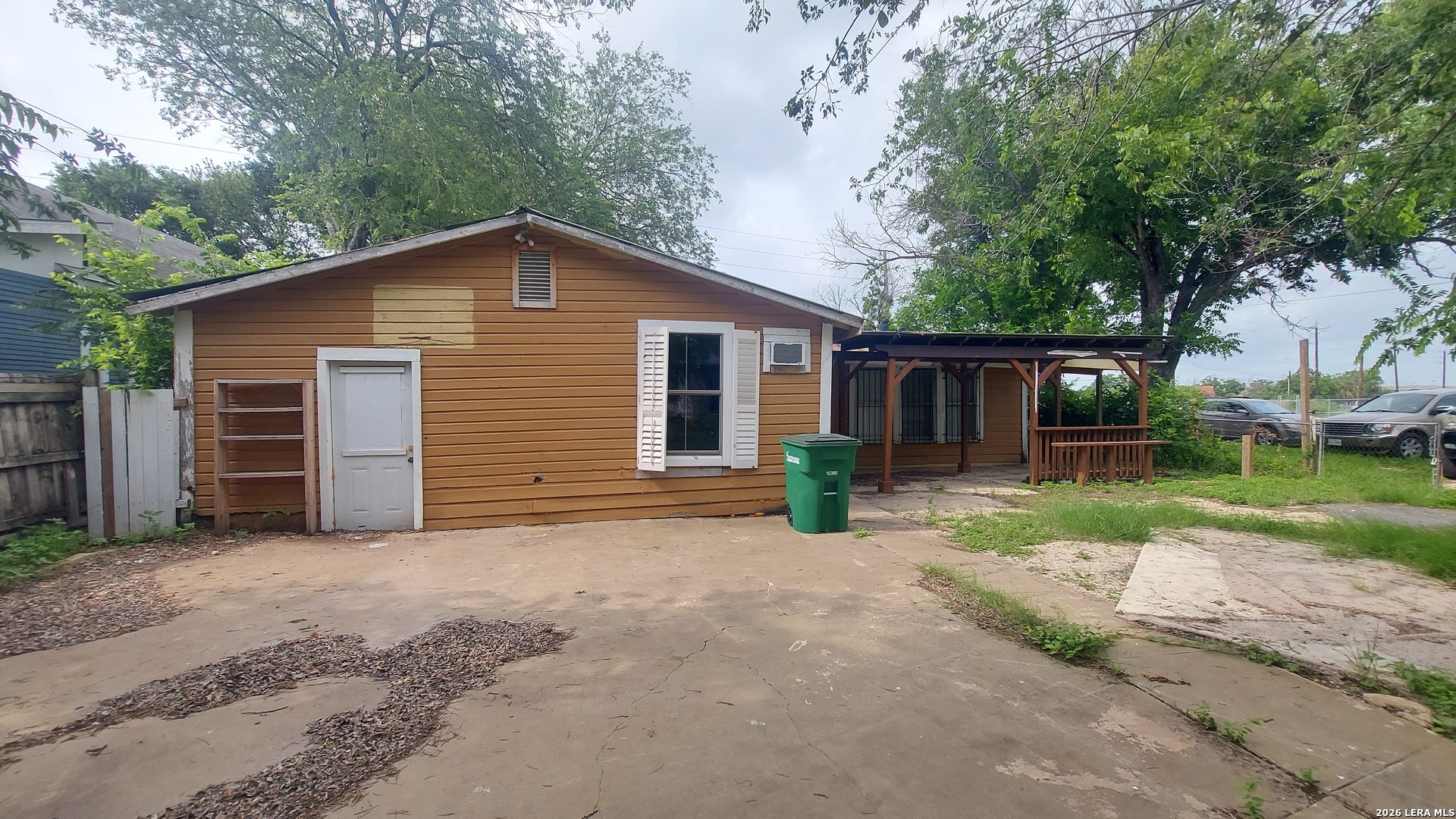 2843 Castroville Road San Antonio TX 78237
