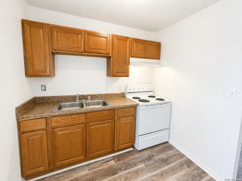 7810 Somerset San Antonio TX 78211