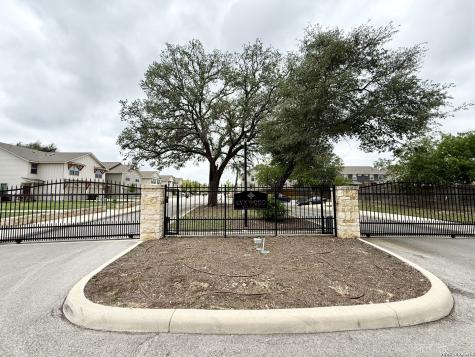 10343 Lynwood Branch San Antonio TX 78245